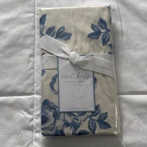Cait Kids Blue Olivia Crib Sheet